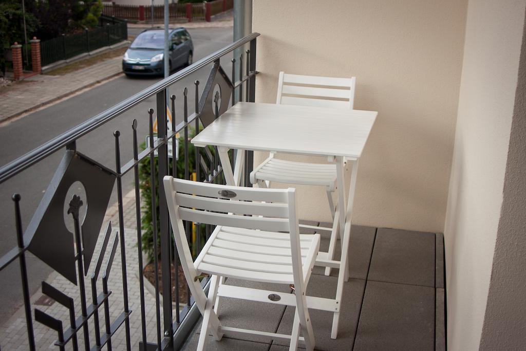 Cafe Hehrlich - Cafe, Pension & Mehr Bad Tennstedt Dış mekan fotoğraf