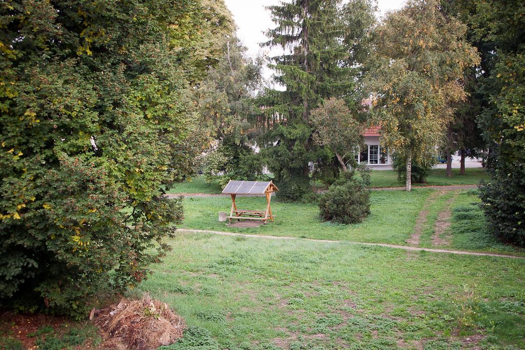 Cafe Hehrlich - Cafe, Pension & Mehr Bad Tennstedt Dış mekan fotoğraf