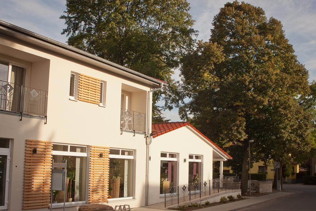 Cafe Hehrlich - Cafe, Pension & Mehr Bad Tennstedt Dış mekan fotoğraf