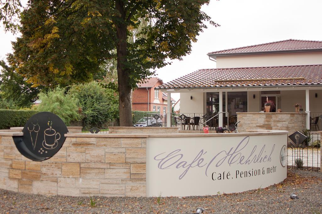 Cafe Hehrlich - Cafe, Pension & Mehr Bad Tennstedt Dış mekan fotoğraf