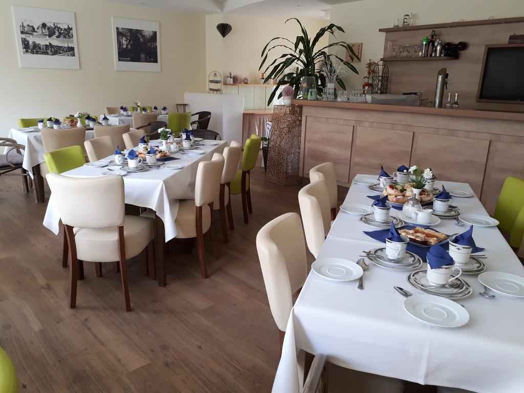 Cafe Hehrlich - Cafe, Pension & Mehr Bad Tennstedt Dış mekan fotoğraf